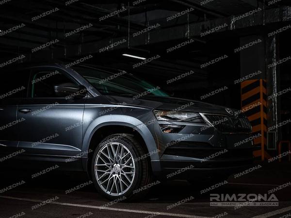 Skoda Karoq на стильных дисках Inforged IFG34 R18 - Фото № 1