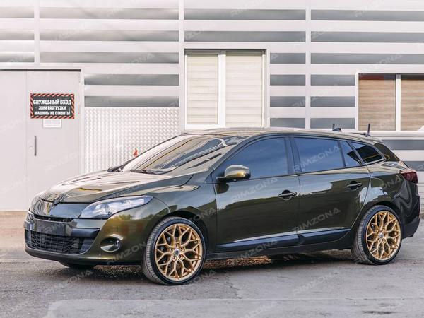 Renault Megane 3 на дисках VOSSEN HF-2 - Фото № 2