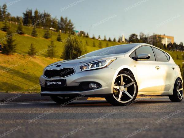 KIA Ceed на литых дисках VOSSEN VPS303 R18 - Фото № 2