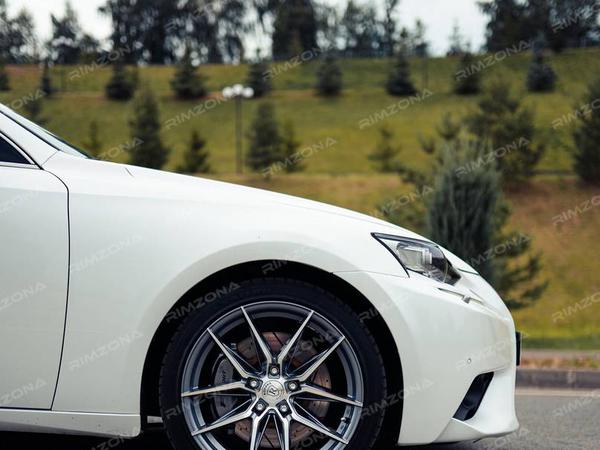 LEXUS IS на литых дисках RFX13 Rohana R18 - Фото № 3