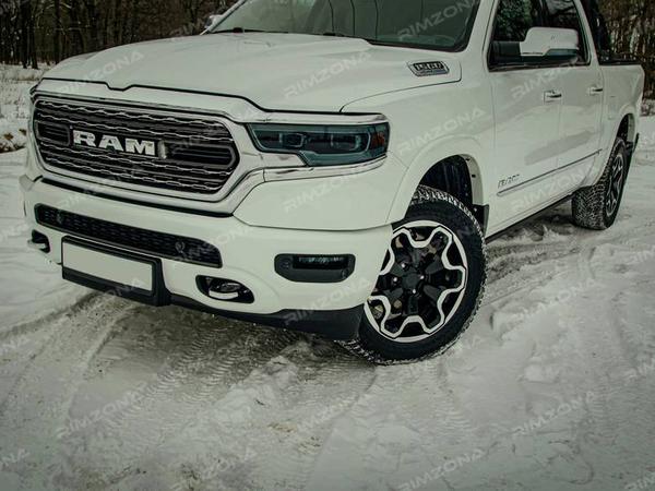 DODGE RAM 1500 НА КОВАНЫХ КАСТОМНЫХ ДИСКАХ R20 - Фото № 2