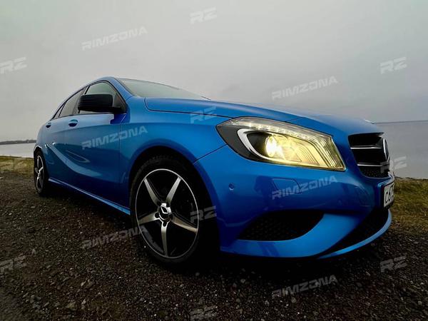 Mercedes A180 на дисках в стиле Mercedes AMG Star Spoke R17 - Фото № 4