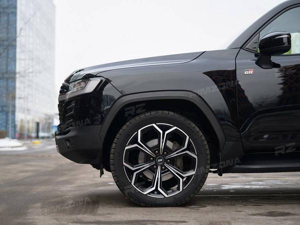 TOYOTA LAND CRUISER 300 НА ДИСКАХ в стиле Lowenhart FLG-1 R22 - Фото № 2