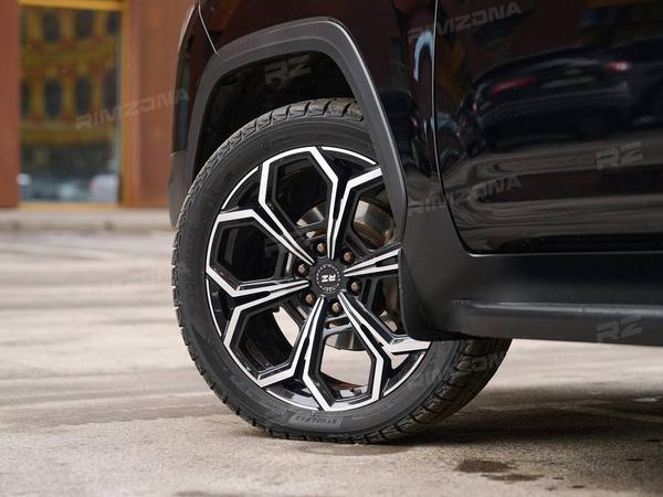TOYOTA LAND CRUISER 300 НА ДИСКАХ в стиле Lowenhart FLG-1 R22 - Фото № 3