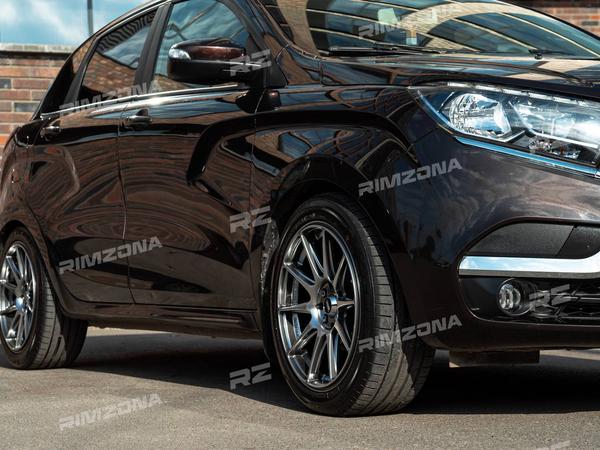 LADA X-RAY НА ЛИТЫХ ДИСКАХ XXR 527 R17 - Фото № 4