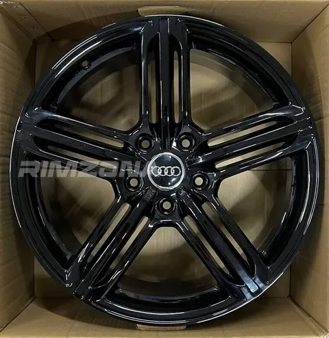 Литой диск В стиле Audi 5 Triple Spoke R20 9J 5x130 ET45 dia 71.6