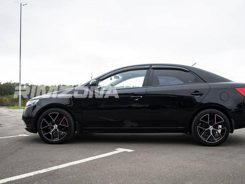 Литой диск HRE FF10 R17 7.5J 4x100 ET35 dia 73.1 - Фото вживую на авто №5