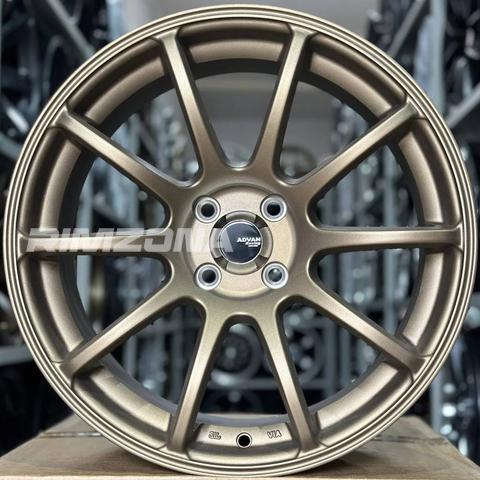 Литой диск ADVAN Racing RS R17 8J 4x100 ET35 dia 73.1