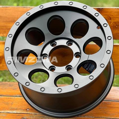 Литой диск MICKEY THOMPSON Classic Baja Lock R16 8.5J 6x139.7 ET0 dia 106.1