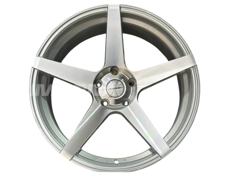 Литой диск В СТИЛЕ VOSSEN CV3 Volterra R18 8J 5x114.3 ET38 dia 73.1