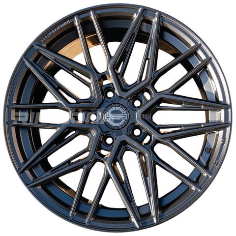 Литой диск В СТИЛЕ VOSSEN HF-7 R18 8J 5x114.3 ET35 dia 73.1